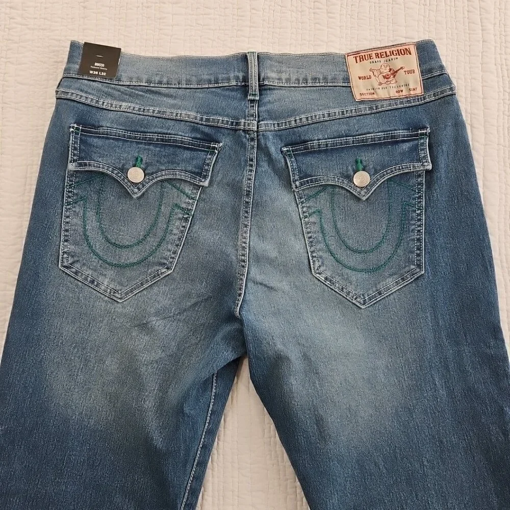 NWT True Religion Rocco Jeans Men's 36x32 Light Relaxed Flap Pocket Green Stitch
